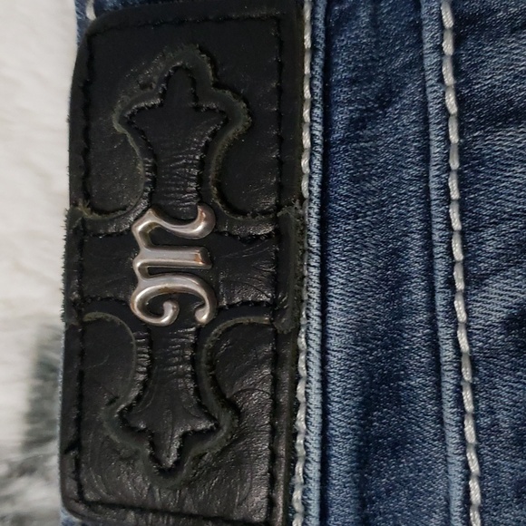 Miss Me Bootcut Jeans - Picture 4 of 10